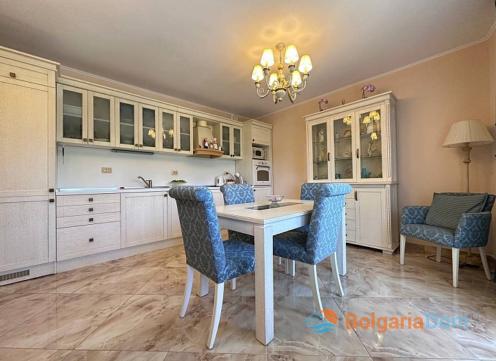 Красивая трехкомнатная квартира в роскошном комплексе. Фото 3