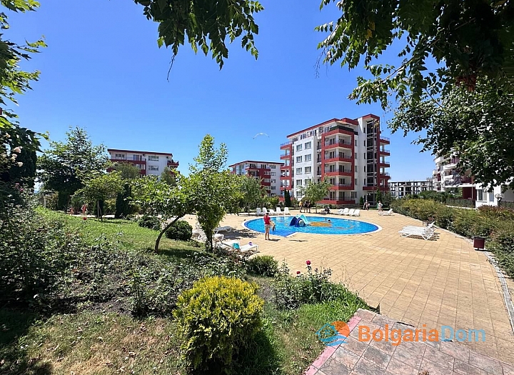 Prostorný třípokojový apartmán s úžasným výhledem na moře. Foto 14