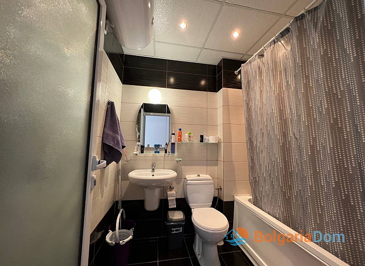 Apartament z widokiem na basen w kompleksie o dogodnej lokalizacji. Zdjęcie 17