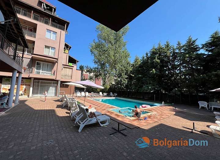 Apartament z widokiem na basen w kompleksie o dogodnej lokalizacji. Zdjęcie 3