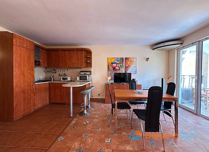 Geräumige Wohnung in einer kleinen Wohnanlage in exzellenter Lage. Foto 13