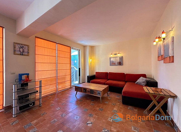 Geräumige Wohnung in einer kleinen Wohnanlage in exzellenter Lage. Foto 14