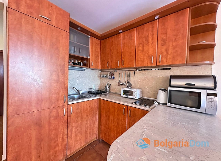Geräumige Wohnung in einer kleinen Wohnanlage in exzellenter Lage. Foto 15