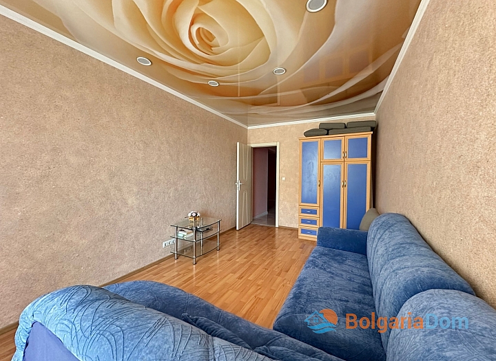 Vynikající třípokojový byt v malém komplexu. Foto 19