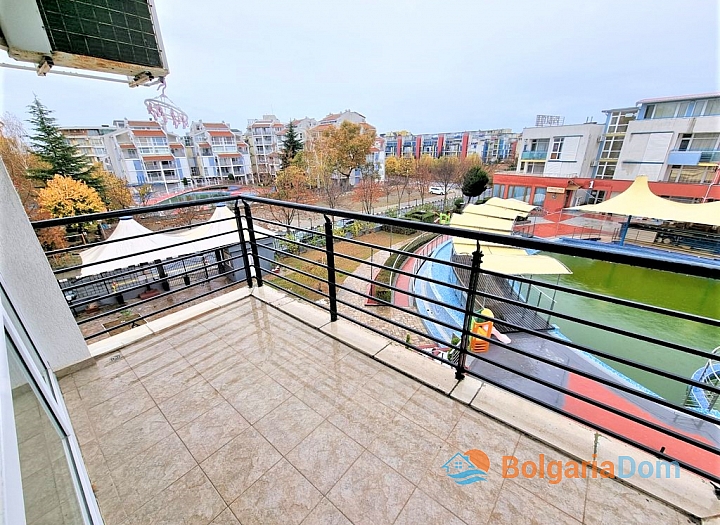 Inexpensive apartment with a beautiful view of the pool. Photo 2