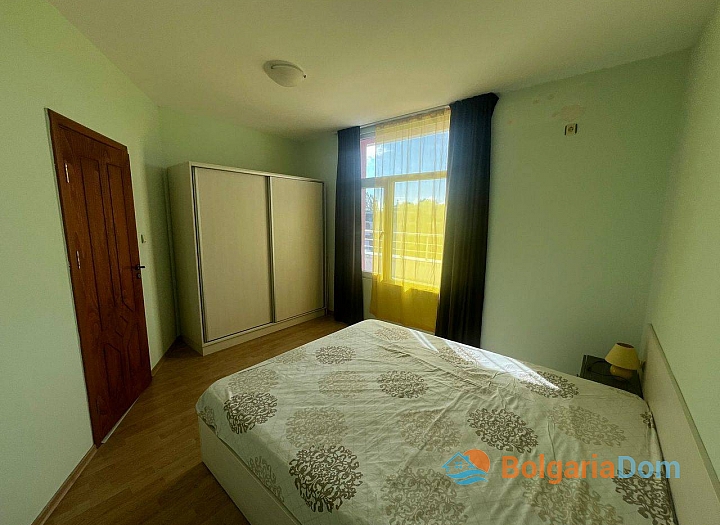 Квартира с большой террасой в хорошем жилом комплексе. Фото 17