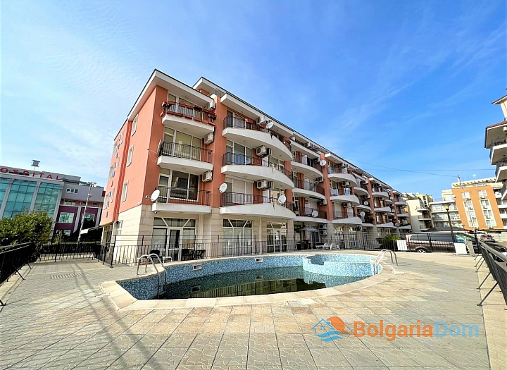 Große Wohnung nahe dem Strand und dem Zentrum von Nessebar. Foto 8