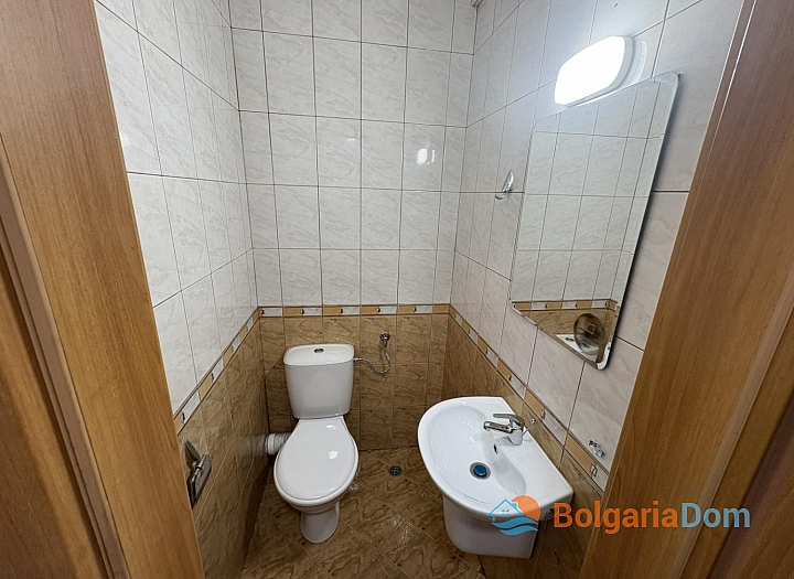 Dreizimmerwohnung im Komplex ohne Instandhaltungskosten. Foto 14