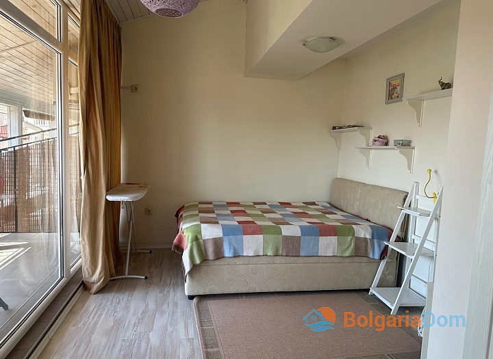 Spacious two-room apartment 400 meters from the sea. Photo 18