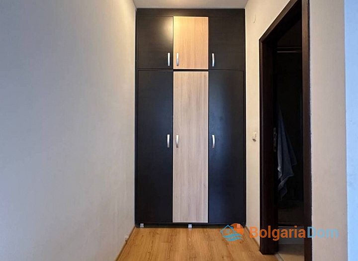 Apartment with side sea view. Photo 19