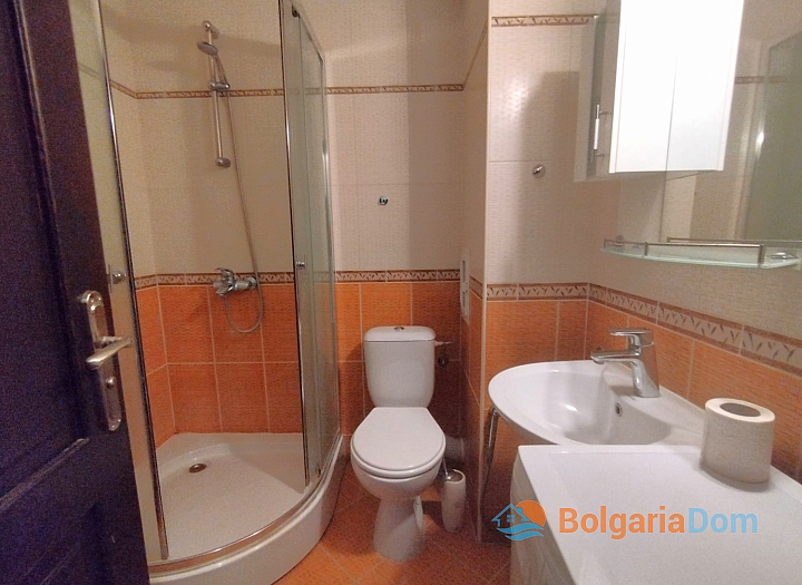 Apartament z trawnikiem w drugiej linii od morza. Zdjęcie 20