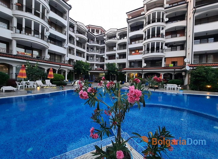 Apartament z widokiem na basen w pięknym kompleksie. Zdjęcie 1 Apartament z widokiem na basen w pięknym kompleksie. Zdjęcie 1