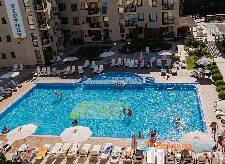 Apartment with a pool view in a residential complex. Photo 5 Apartment with a pool view in a residential complex. Photo 5