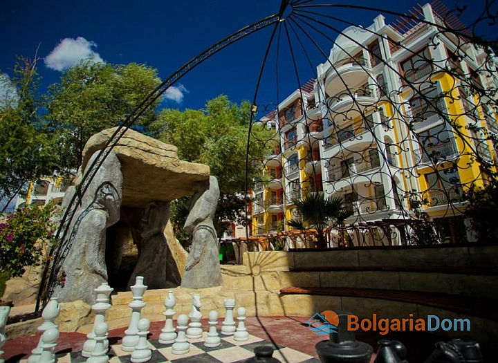 Красива двокімнатна квартира в шикарному комплексі. Фото 1