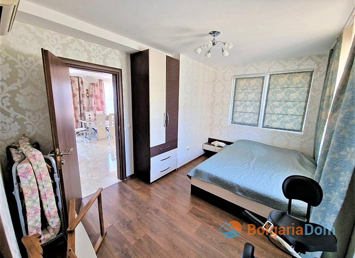 Трехкомнатная квартира с видом на море. Фото 15