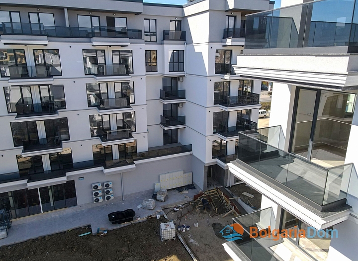 Neue Wohnung in einer hochwertigen Anlage. Foto 3