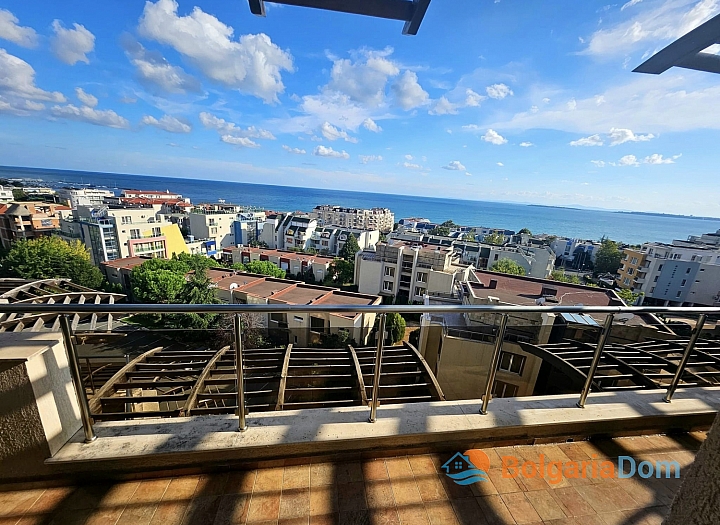 Большая квартира с видом на море. Фото 1