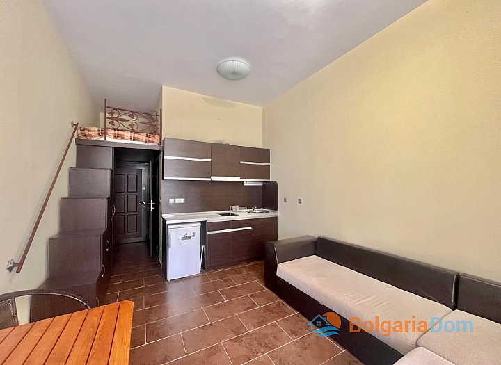 Простора студія з видом на басейн. Фото 3 Простора студія з видом на басейн. Фото 3