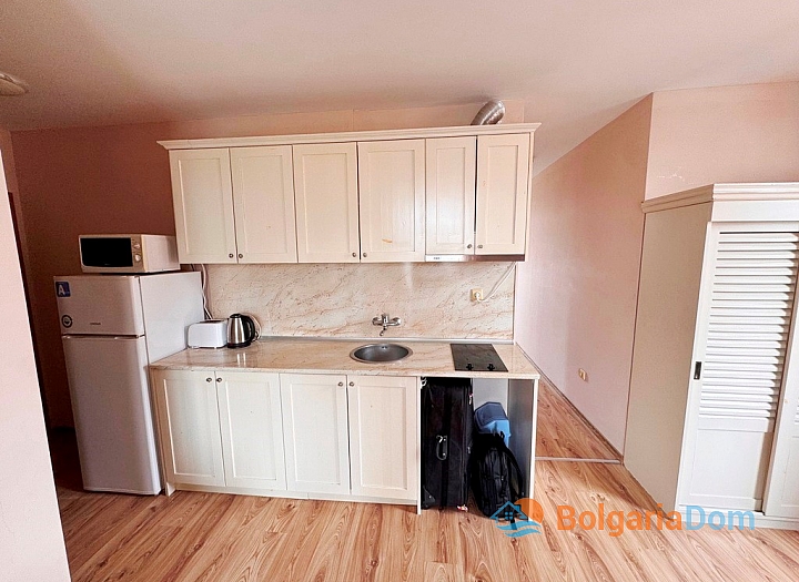Przytulny apartament z widokiem na basen. Zdjęcie 6
