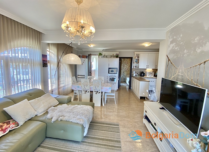 Квартира с тремя спальнями и видом на море и паркоместом. Foto 11