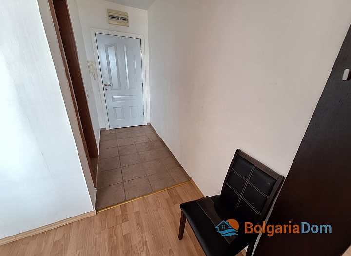 Apartmán s výhledem na moře ve velkém komplexu. Foto 10