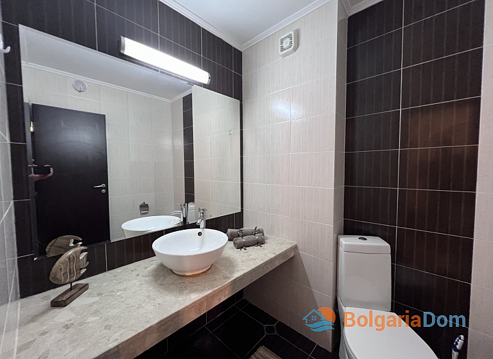 Stylowy dwupokojowy apartament w doskonałym kompleksie 300 metrów od morza. Zdjęcie 29