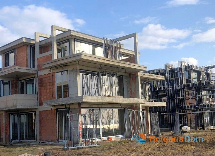 Квартири з видом на море на першій лінії. Фото 9