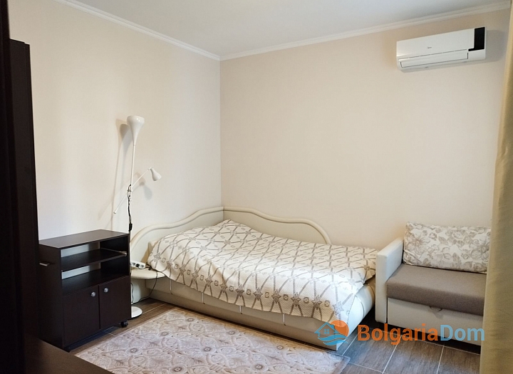 Apartament z trawnikiem w drugiej linii od morza. Zdjęcie 16