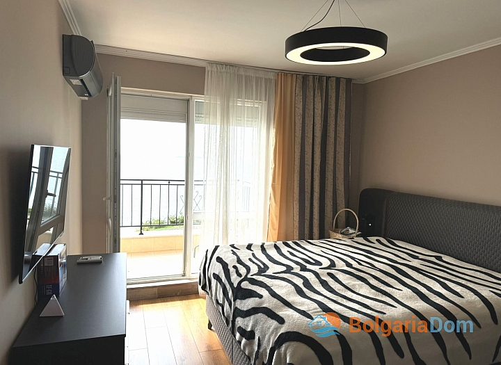 Apartmán s čelním výhledem na moře v první linii. Foto 6