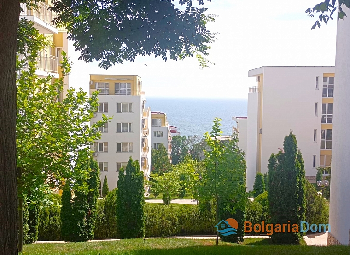 Apartment mit Bergblick in einer großen Anlage. Foto 8