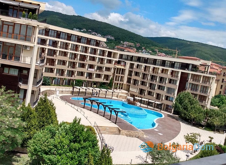 Stylowy apartament w pięknym kompleksie 200 metrów od morza. Zdjęcie 1