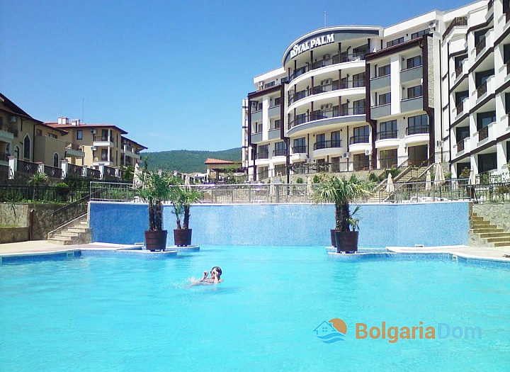 Krásný studiový byt s novou rekonstrukcí a nábytkem. Foto 7