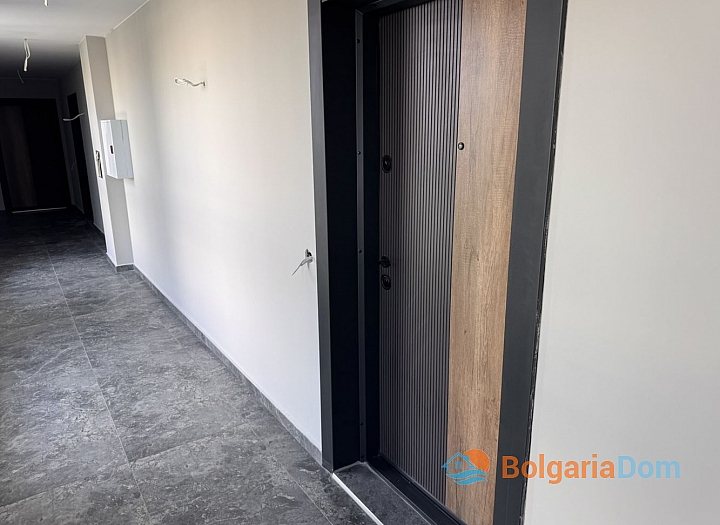 Spacious apartment in a new building close to the sea. Photo 9