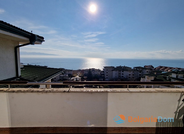 Excellent apartment with sea view in Emerald Ravda complex. Photo 17