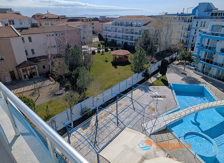 Przestronny apartament z widokiem na basen w kompleksie rodzinnym w Nesebyrze. Zdjęcie 5 Przestronny apartament z widokiem na basen w kompleksie rodzinnym w Nesebyrze. Zdjęcie 5
