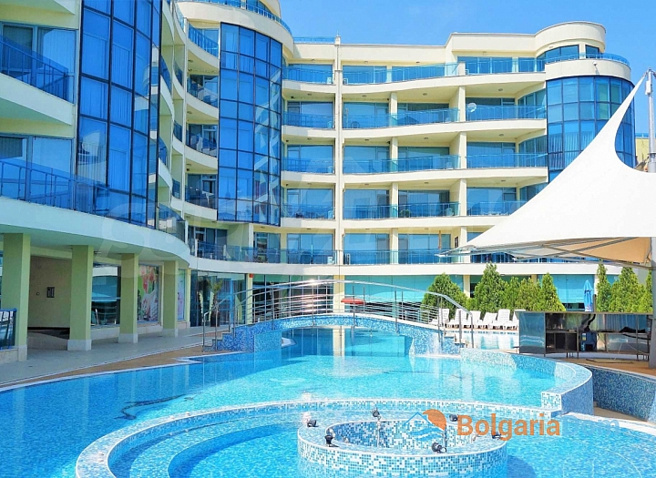 Two-room apartment 200 meters from the sea in Pomorie. Photo 1