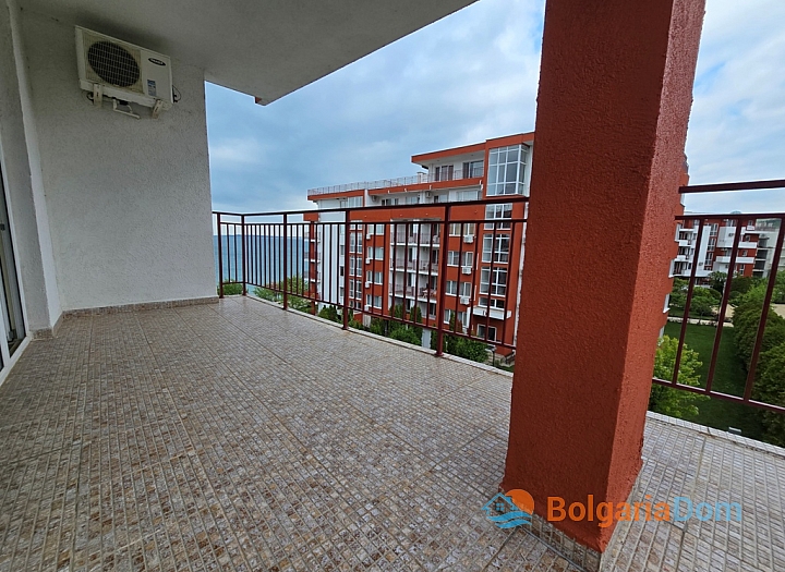 Apartament z widokiem na morze i basen w pierwszej linii 67 m² . Zdjęcie 10