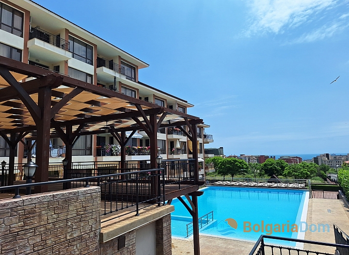 Spacious two-room apartment with sea view in Sveti Vlas. Photo 11