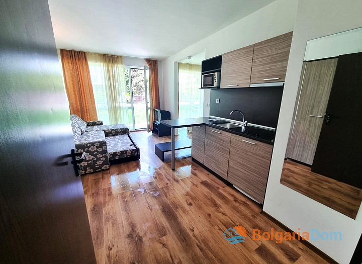 Apartment in the Burgas quarter 350 meters from the sea. Photo 11