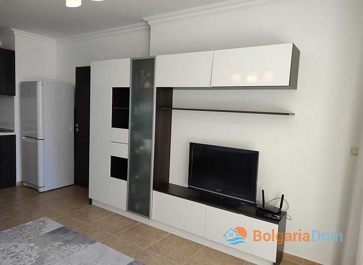 Moderne Dreizimmerwohnung im Herzen von Sveti Vlas. Foto 5