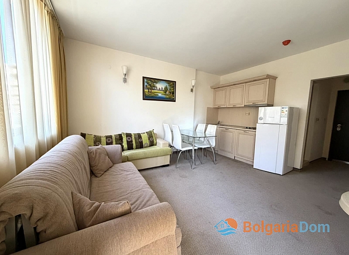 Двухкомнатная квартира в 400 метрах от моря. Фото 3 Двухкомнатная квартира в 400 метрах от моря. Фото 3