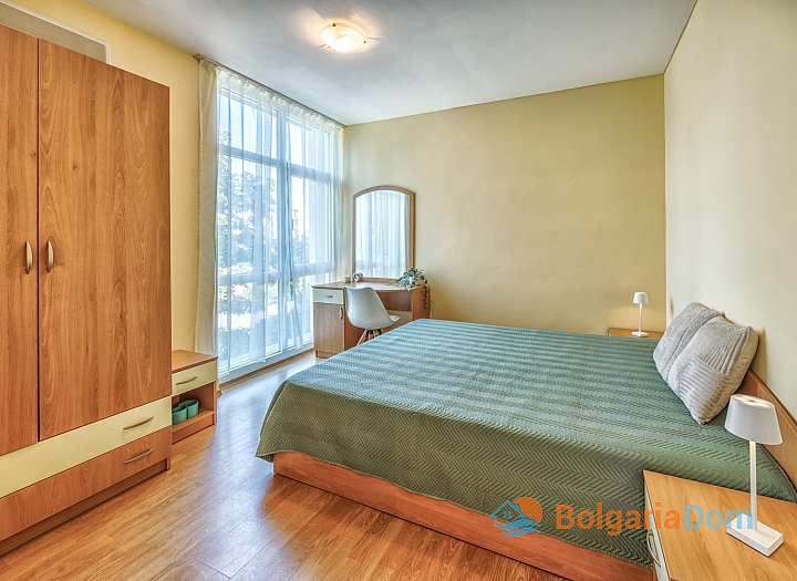 Třípokojový apartmán v blízkosti pláže. Foto 9