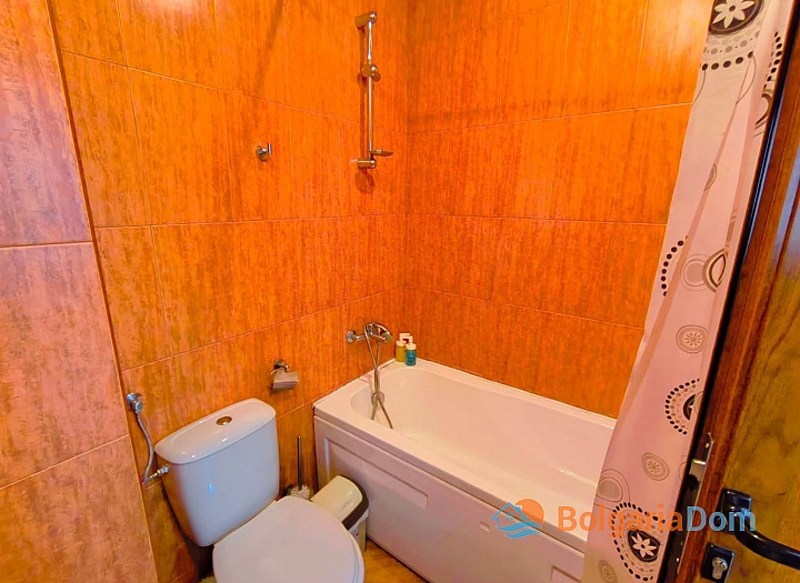 Studio nad morzem w kompleksie Sveti Vlas – Morski Far, zaledwie 100 metrów od plaży. Zdjęcie 4