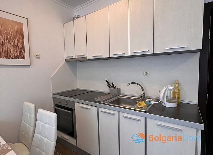 Przytulne dwupokojowe mieszkanie w kompleksie Sun Wave. Zdjęcie 5