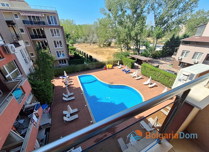 Excellent studio with pool view in a good complex. Photo 6