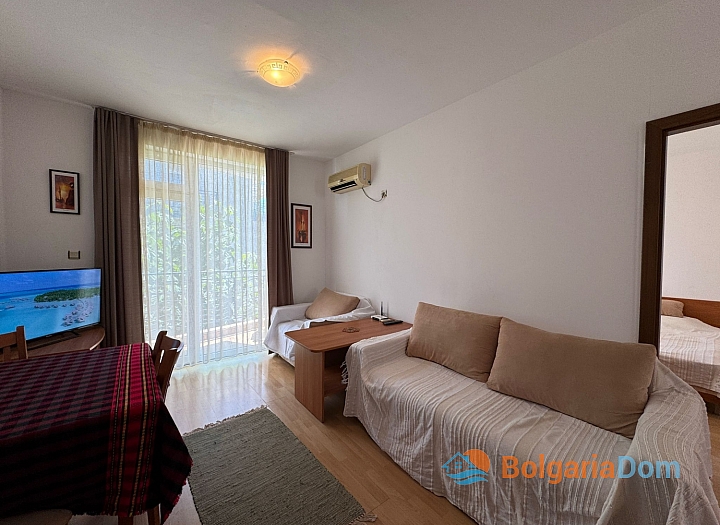 Útulný třípokojový byt v uzavřeném rodinném komplexu. Foto 14