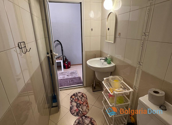 Vynikající studio ve velkém komplexu. Foto 17