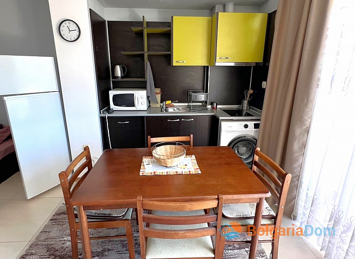 Vynikající studio ve velkém komplexu. Foto 3