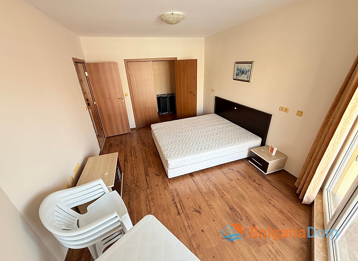 Velký dvoupokojový apartmán s výhledem na moře. Foto 6