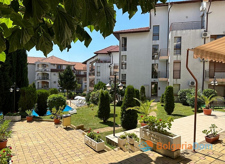 Excellent three-room apartment in the center of Sveti Vlas. Photo 5